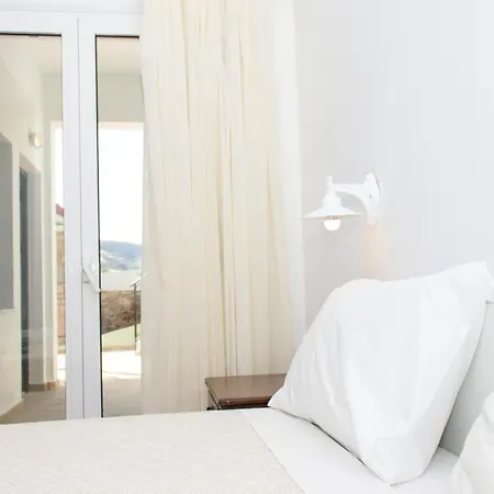 Olive Tree Apartment *