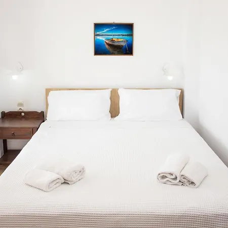 Olive Tree Apartment *